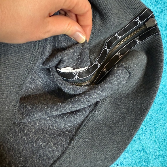 The Norwegian Original Onepiece Men’s M Gray Zip Pullover Hoodie Side Zippers - Picture 10 of 15